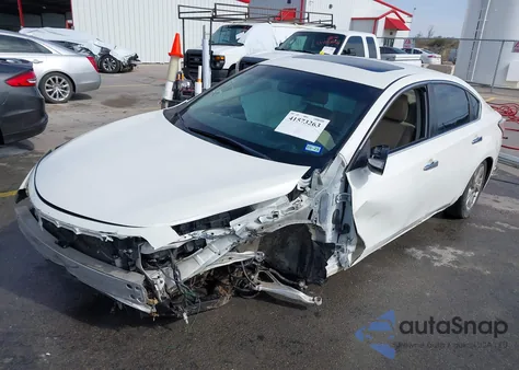 2015 Nissan Altima 2.5 Sl from USA, damaged, VIN 1N4AL3AP2FC239104